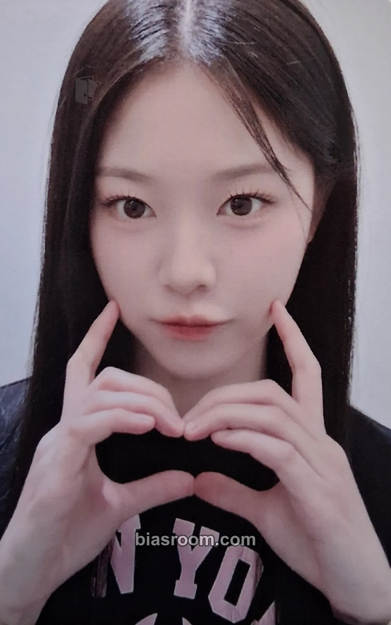 HyunJin LATE O’ CLOCK Photocard - Latency - Latency K-pop photocard
