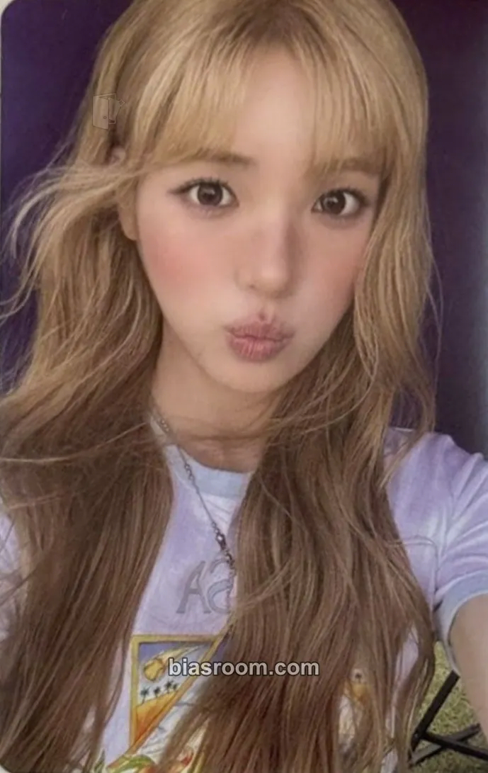 Yuha Lemon Tang Photocard - Hearts2Hearts - Hearts2Hearts K-pop photocard