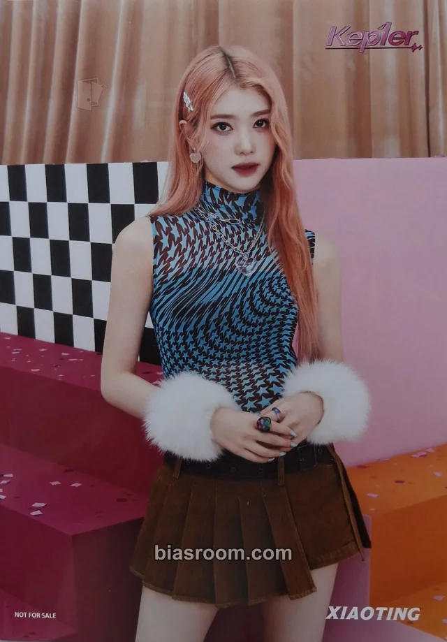 Kep1er - Xiaoting - FLY-HIGH Album flyer