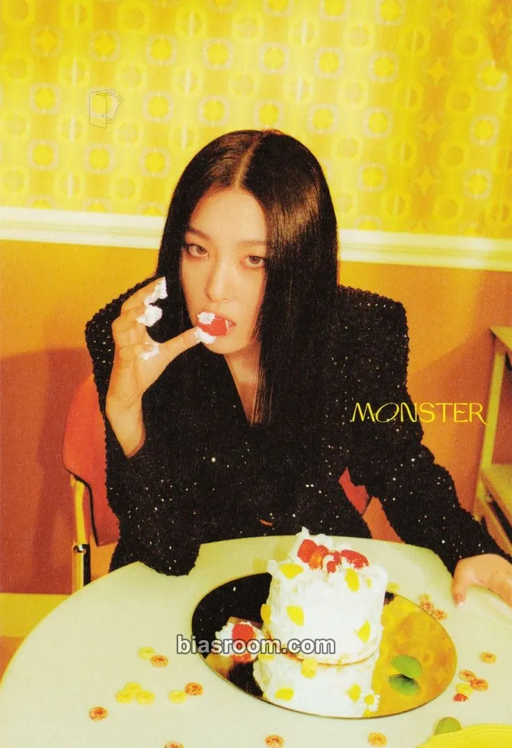 Seulgi Monster Photocard - Red Velvet - Red Velvet K-pop photocard