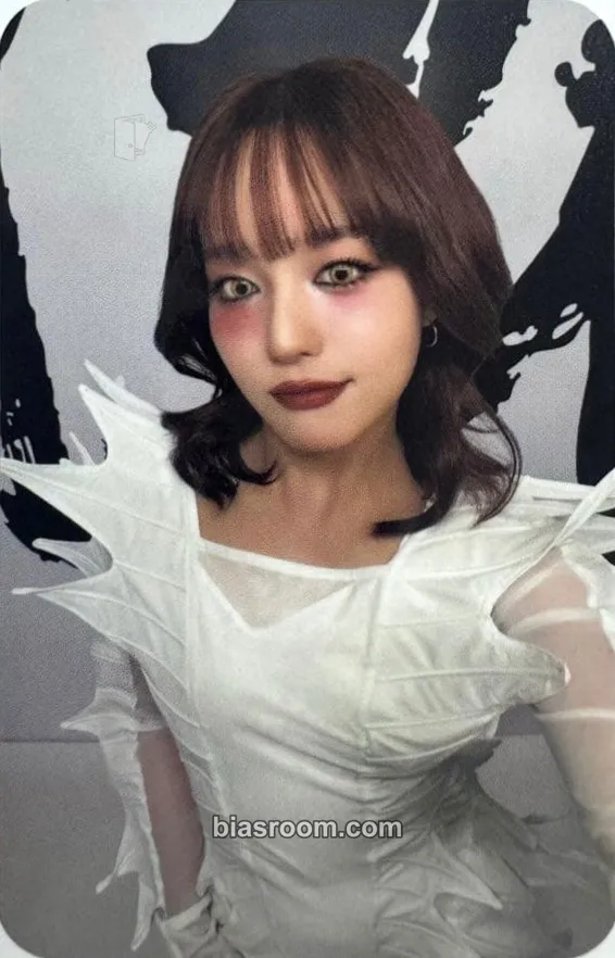 JURIA Shooting Star Photocard - XG | Bias Room