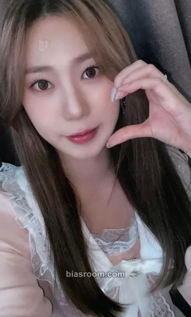 ILY:1 - Elva - A Dream Of ILY:1 Album pob (pre-order benefit) mymusictaste (mmt)