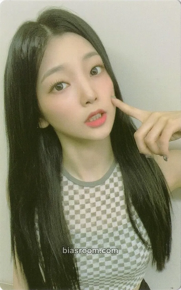 Yeonhee KETCHY 2nd official fanclub Photocard - Rocket Punch - Rocket Punch K-pop photocard