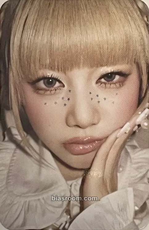 HINATA Photocards (XG) | Bias Room