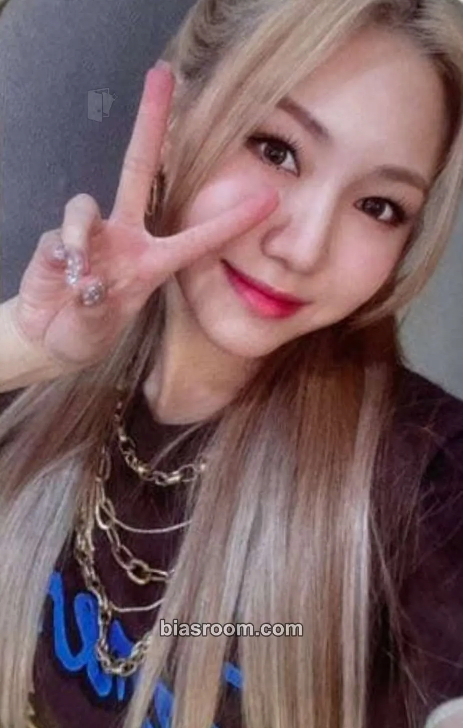 Dahyun Yellow punch Photocard - Rocket Punch - Rocket Punch K-pop photocard