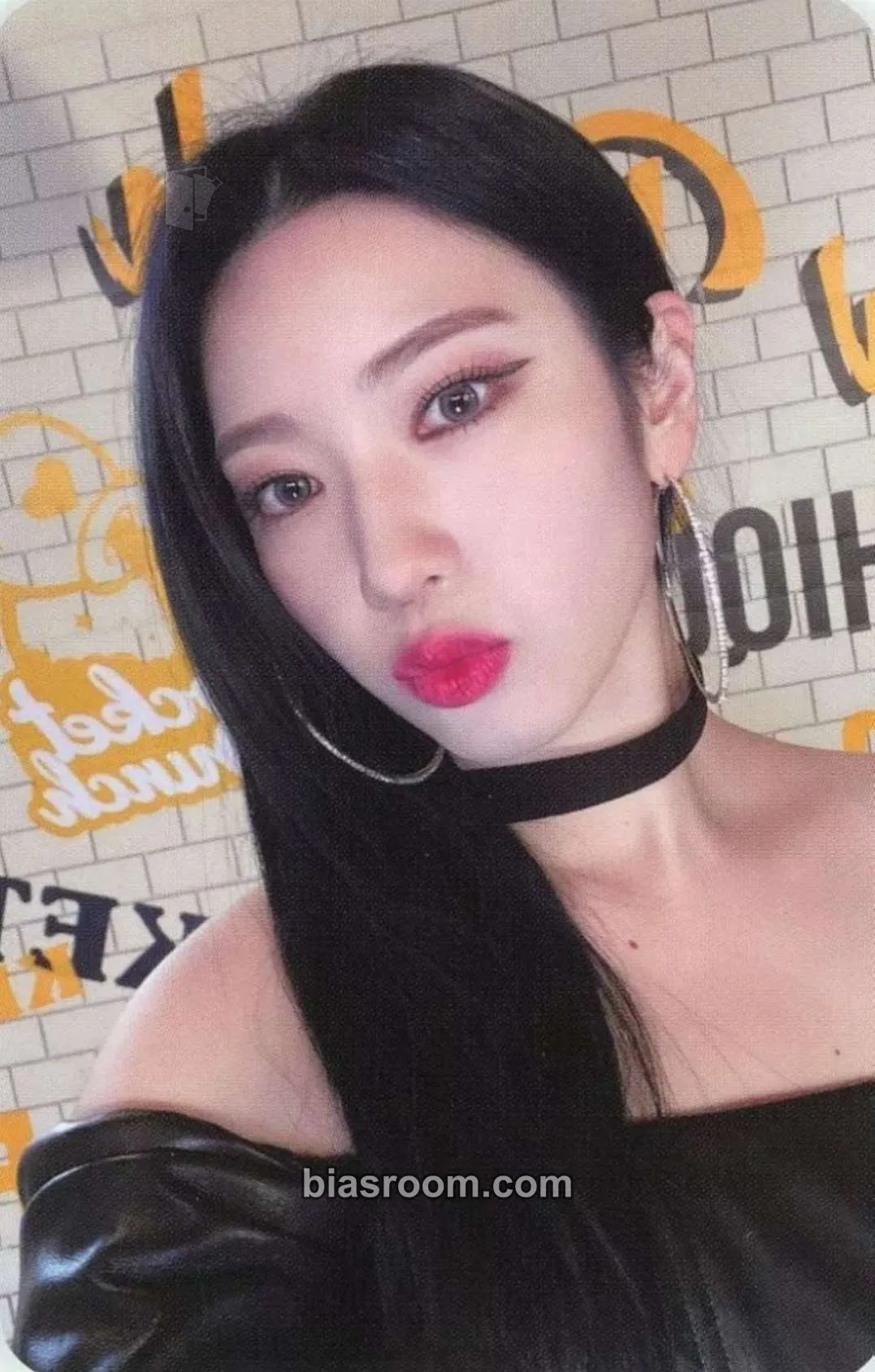 Suyun Yellow punch Photocard - Rocket Punch - Rocket Punch K-pop photocard