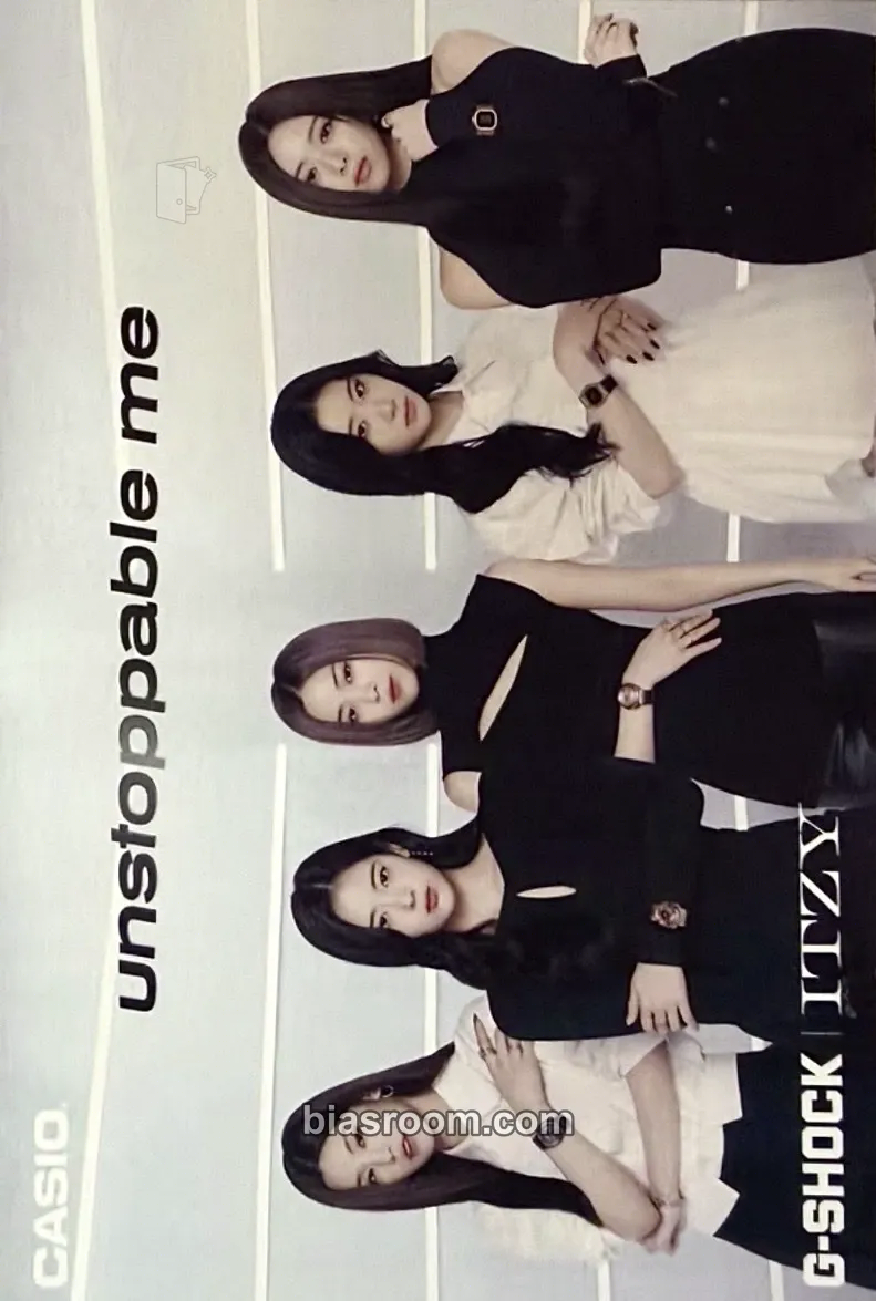 ITZY X G-SHOCK Photocard - ITZY - ITZY K-pop photocard