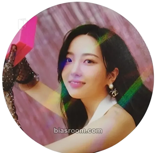 Alice - Yeonje - Dance On Album message card holographic (hologram) circle card album inclusion