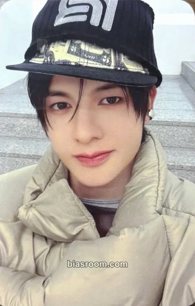 NAZE - Turn - NAZE Album album photocard A version