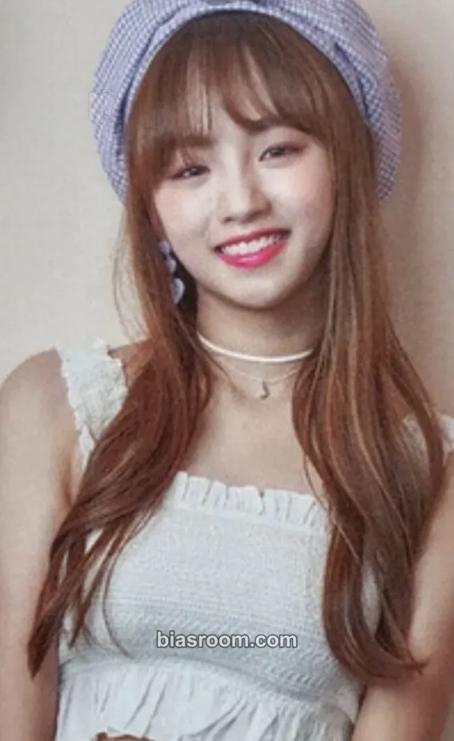 SATURDAY - Ayeon - Saturday 2019 Fanmeeting Event photocard set