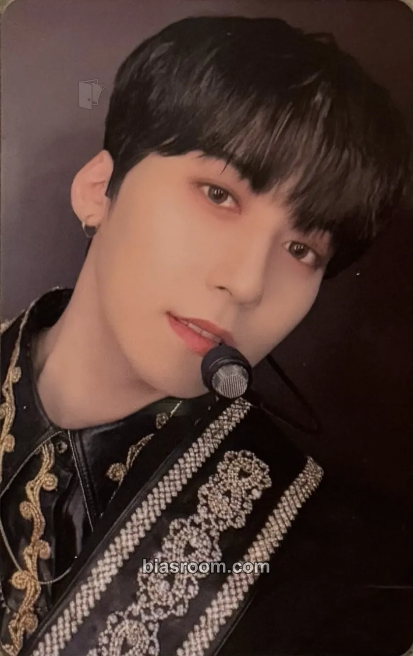 Keonhee BLOOD MOON Photocard - ONEUS - ONEUS K-pop photocard