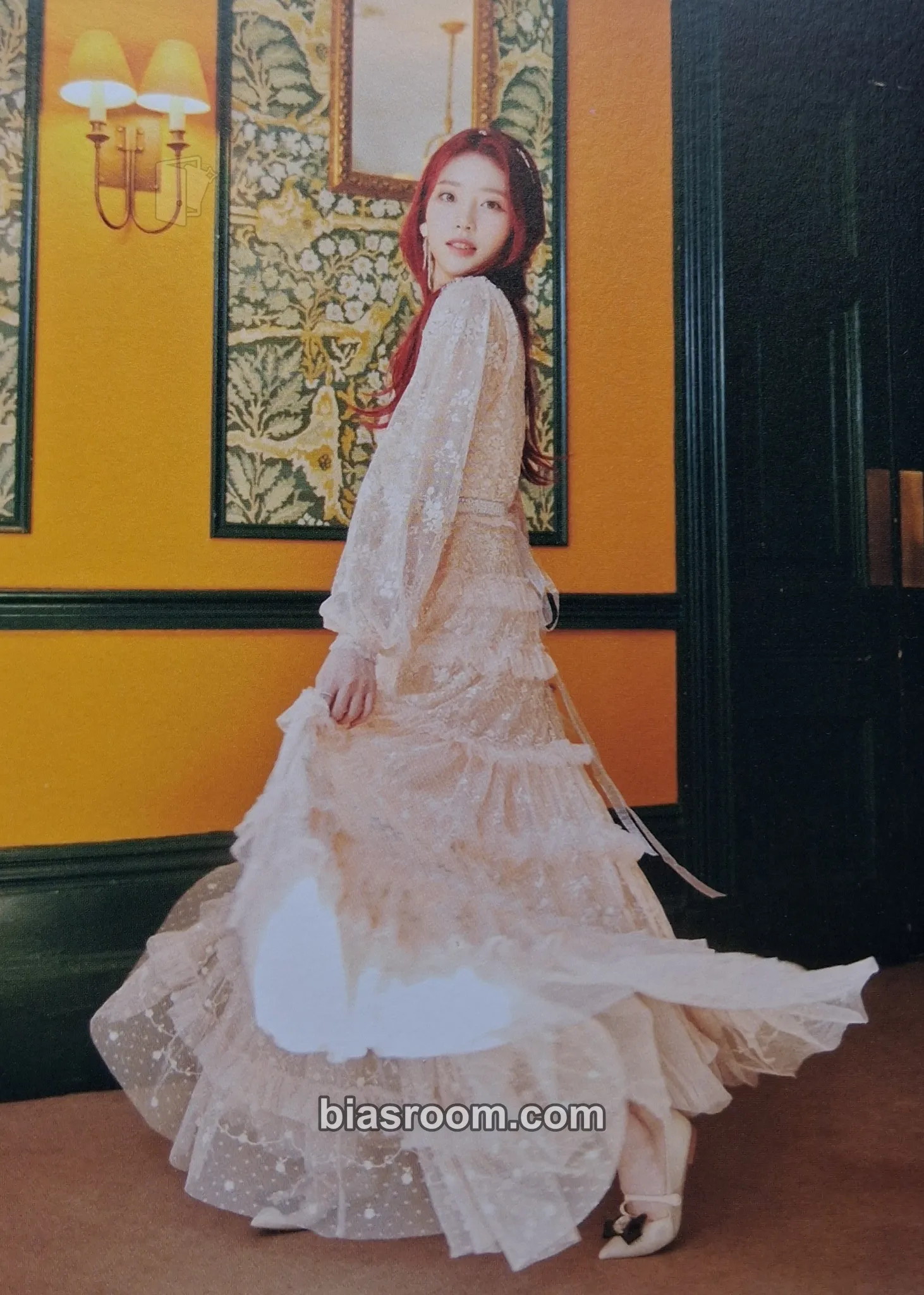 Xiaoting Dazzling Girls in London: Photobook Photocard - Kep1er - Kep1er K-pop photocard