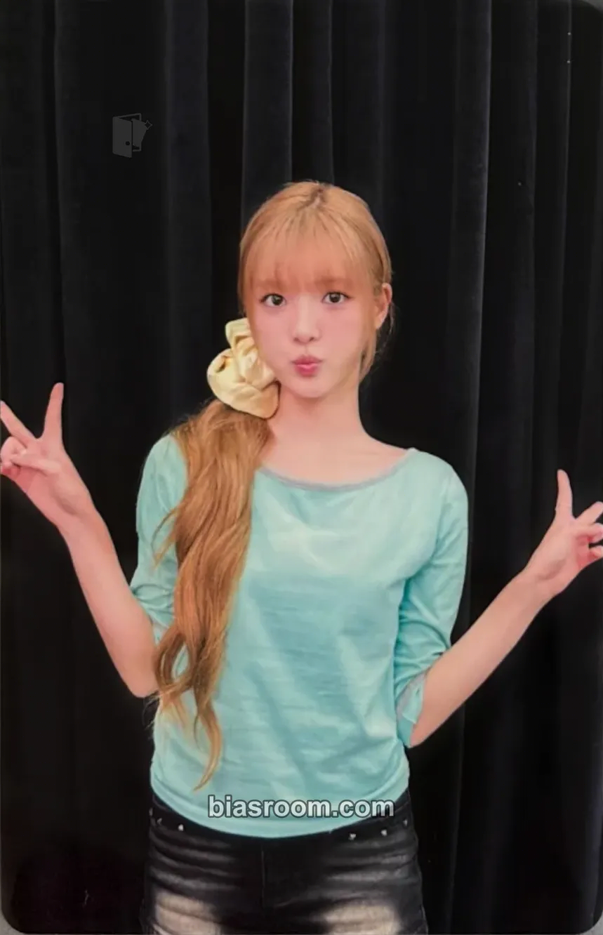 Yuha Lemon Tang Photocard - Hearts2Hearts - Hearts2Hearts K-pop photocard