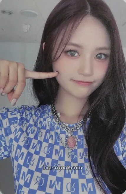 Dana Icons Photocard - Hot Issue - Hot Issue K-pop photocard