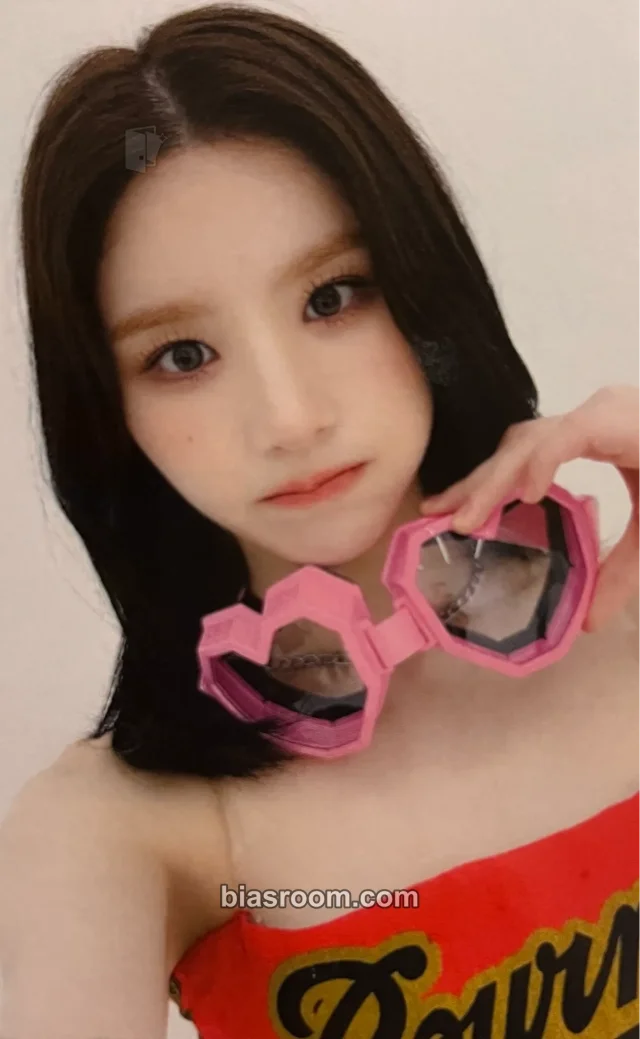 ARTMS - HeeJin - K Album flnk video call (fancall) round 1