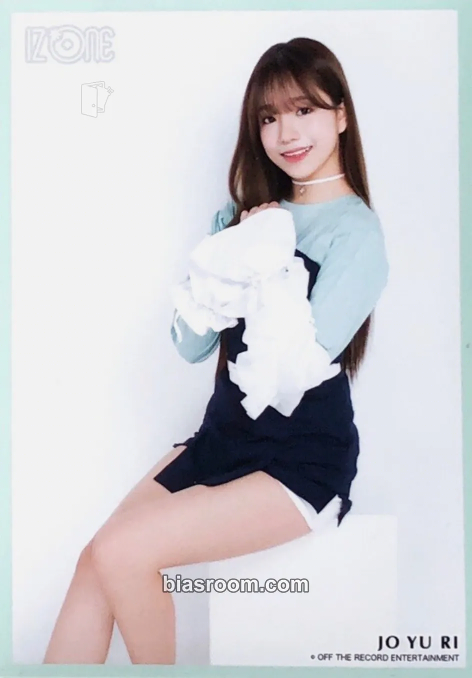 Jo Yuri Non-Album Bromides Photocard - IZ*ONE - IZ*ONE K-pop photocard