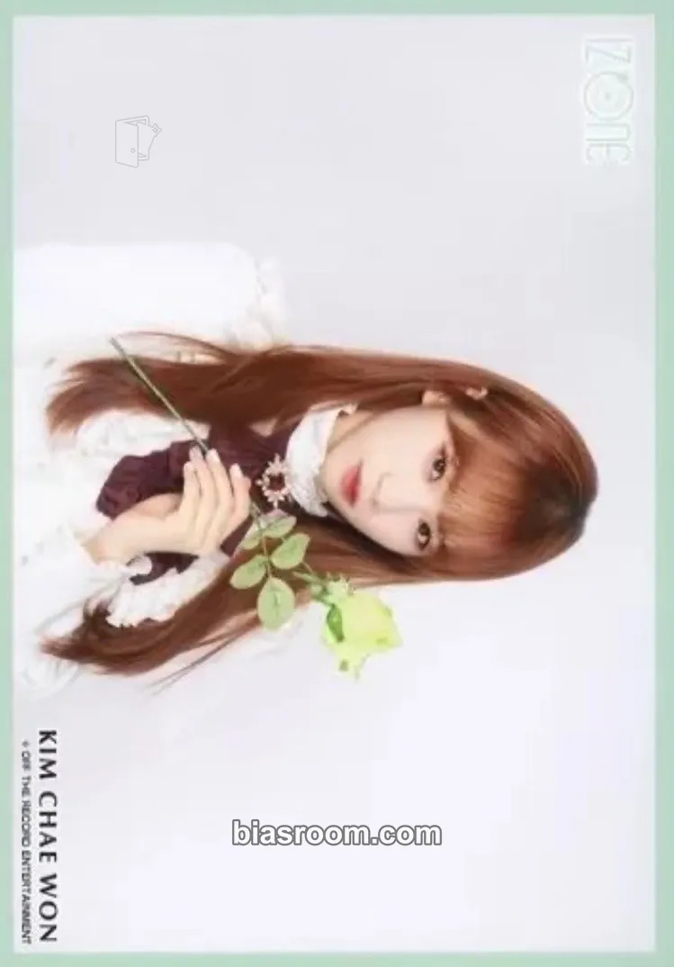 Kim Chaewon KCON 2019 Photocard - IZ*ONE - IZ*ONE K-pop photocard