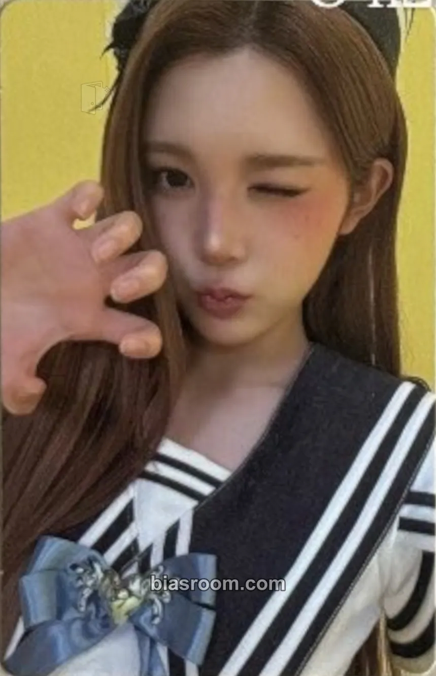 A-na Lemon Tang Photocard - Hearts2Hearts - Hearts2Hearts K-pop photocard
