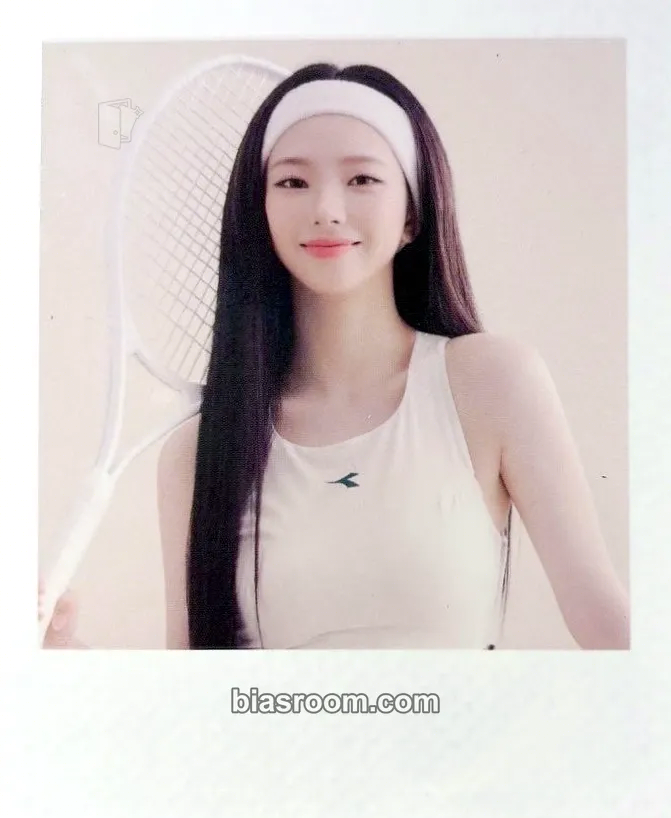 Karina Season's Greetings (2024) Photocard - aespa - aespa K-pop photocard