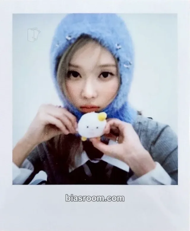 aespa - Winter - Season's Greetings (2025) Other polaroid special gift season's greetings