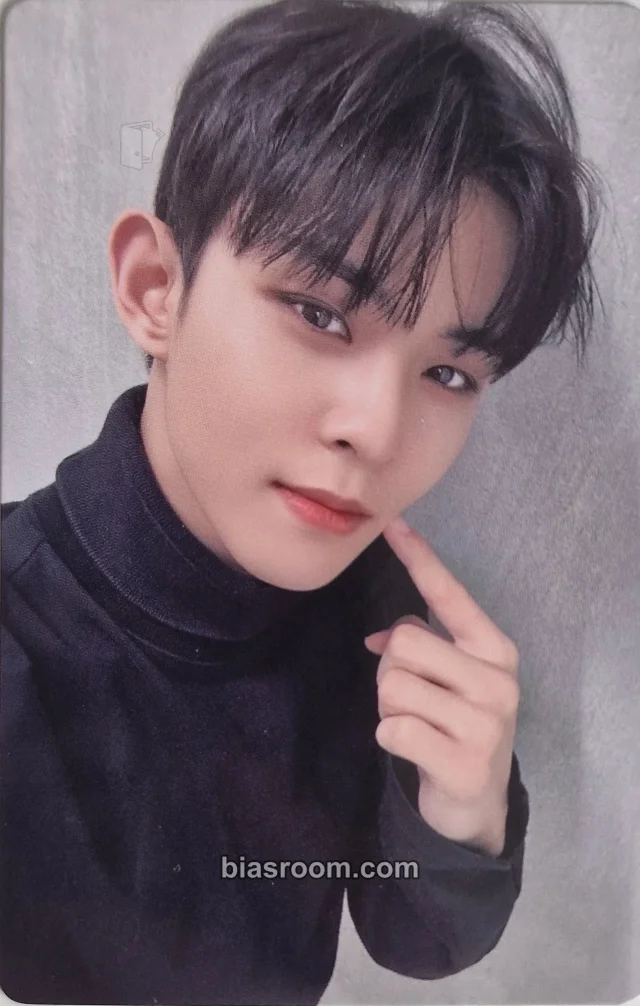 TO1 - Donggeon - TO1 Official Light Stick Other merch photocard lightstick