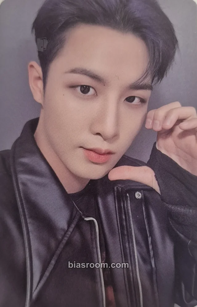 TO1 - Kyungho - TO1 Official Light Stick Other merch photocard lightstick