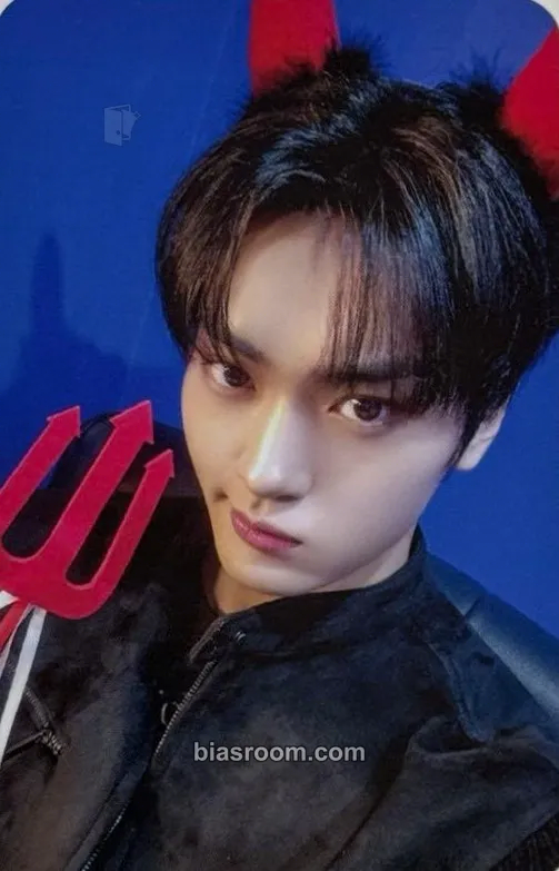 Taeyoung FIND THE ORBIT Photocard - CRAVITY - CRAVITY K-pop photocard