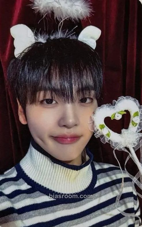 Hyeongjun FIND THE ORBIT Photocard - CRAVITY - CRAVITY K-pop photocard