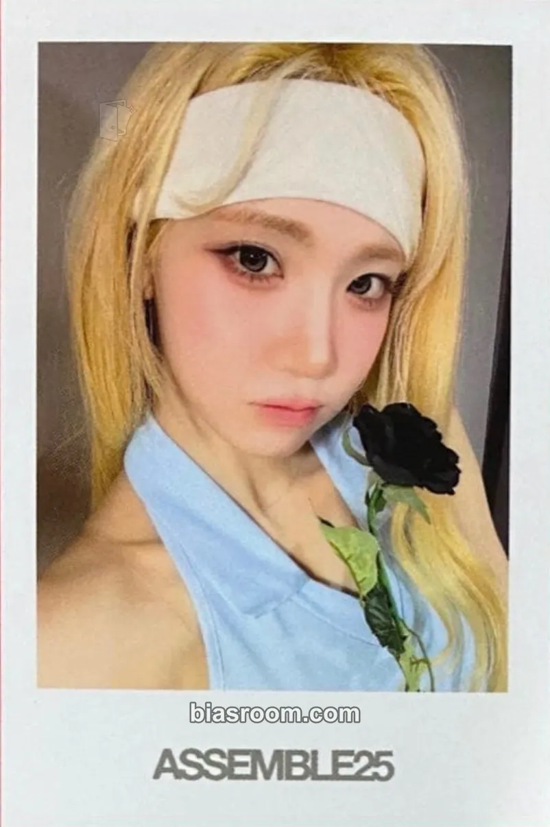 Nakyoung Photocards (tripleS) | Bias Room