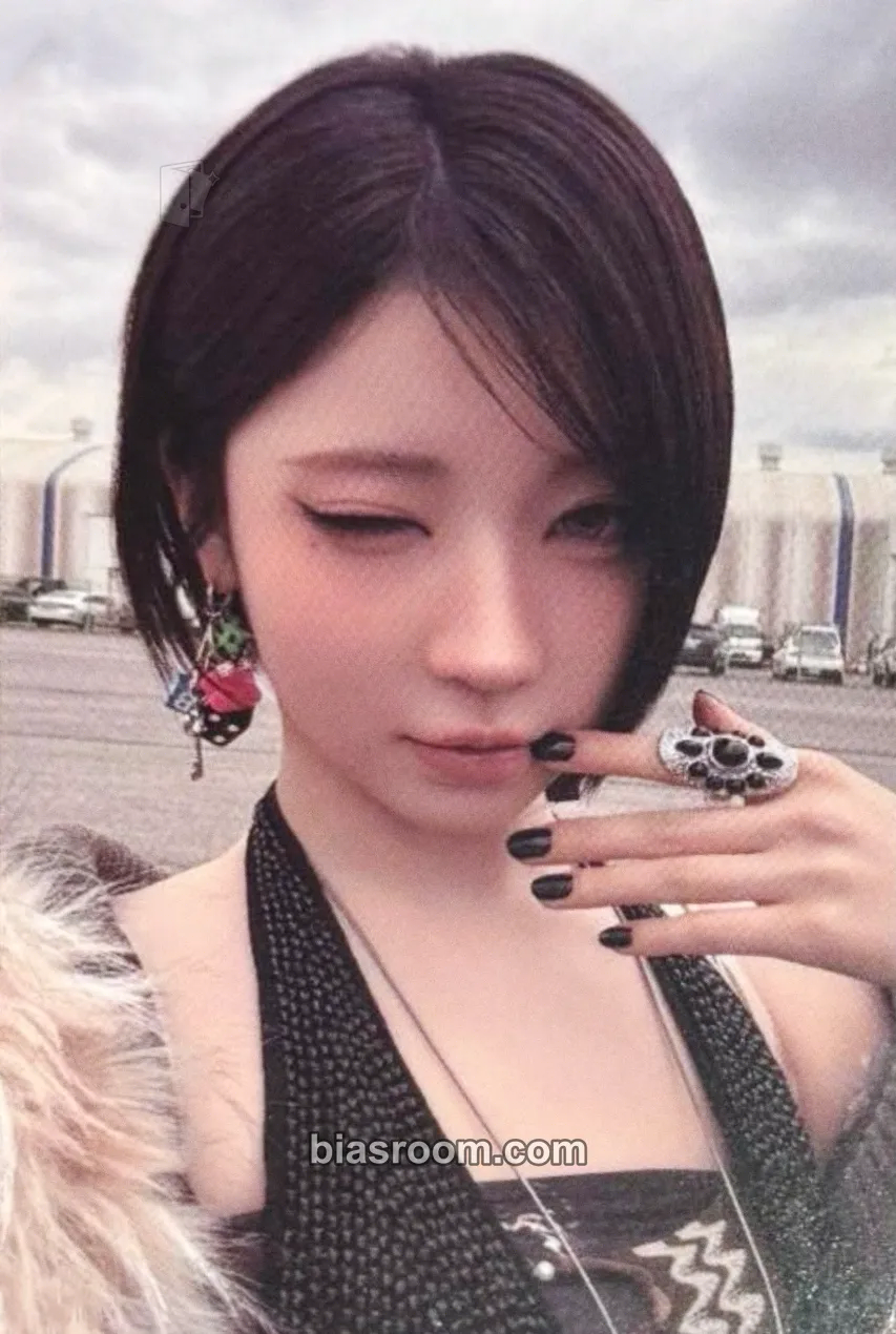 Asa CHOOM World Tour Photocard - BABYMONSTER - BABYMONSTER K-pop photocard