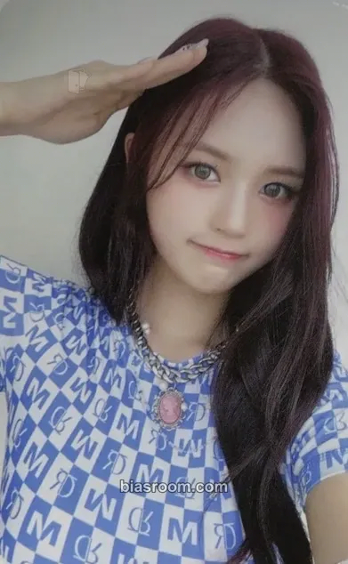 Dana Icons Photocard - Hot Issue - Hot Issue K-pop photocard