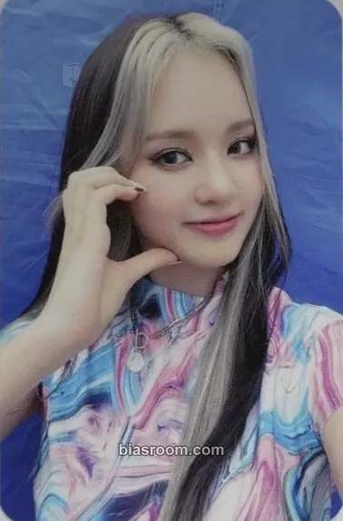 Hyeongshin Icons Photocard - Hot Issue - Hot Issue K-pop photocard