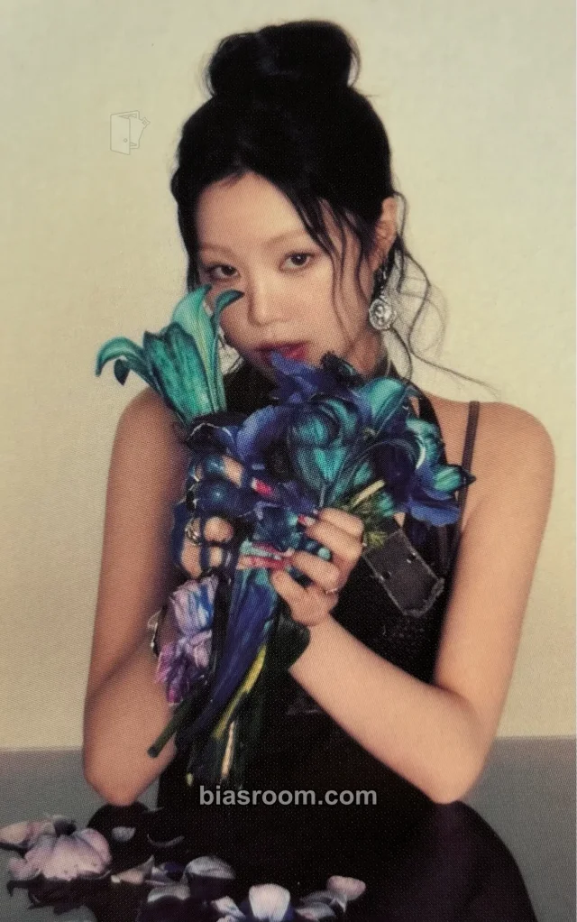 Soojin - Soojin - RIZZ Album concept version poca album qr card album photocard