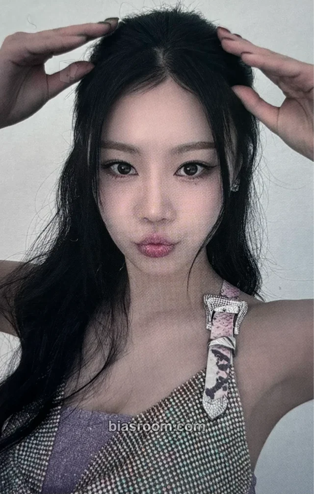 Soojin - Soojin - RIZZ Album jump up round 2 video call (fancall)