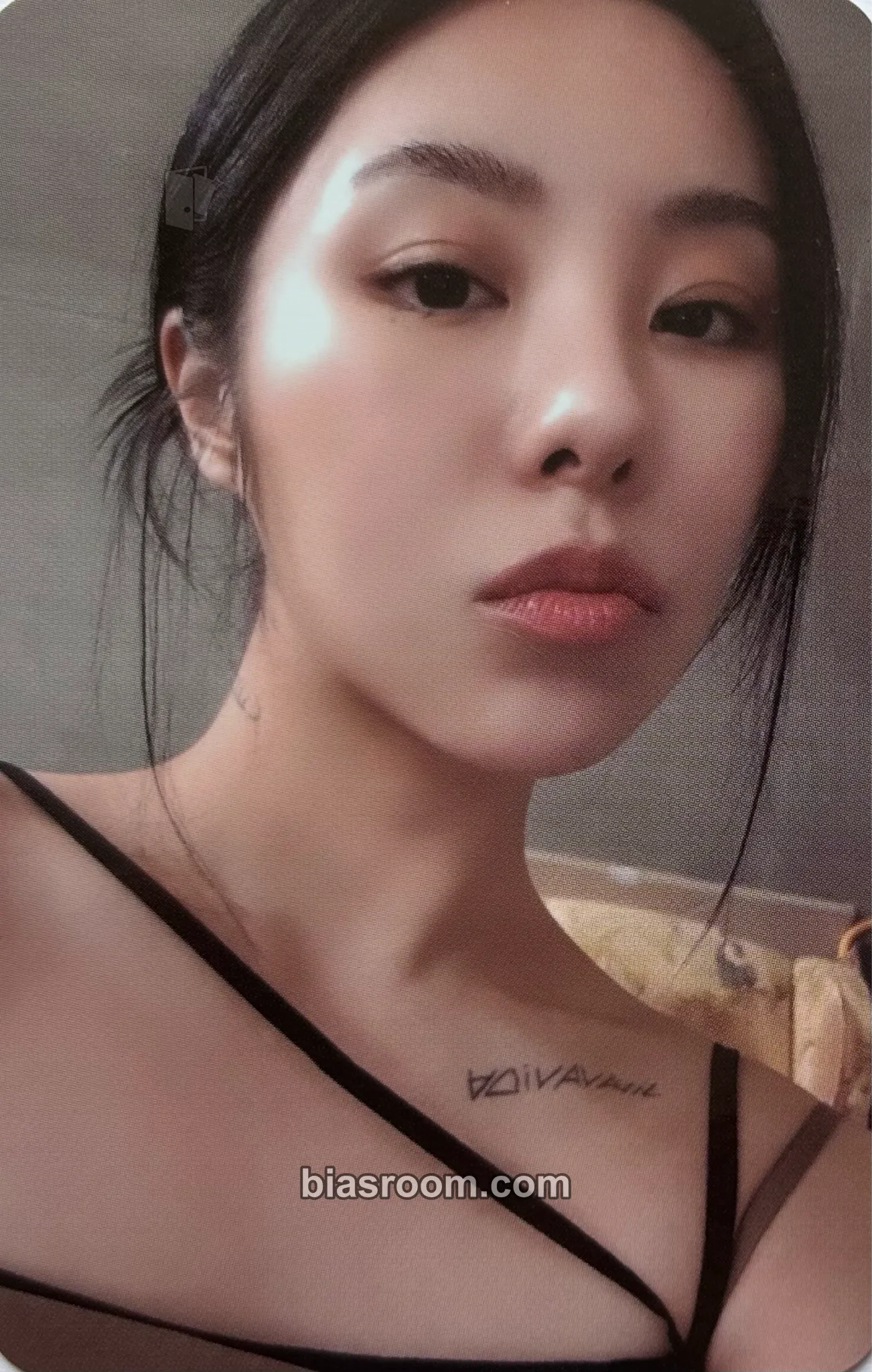 Wheein Redd Photocard - MAMAMOO - MAMAMOO K-pop photocard