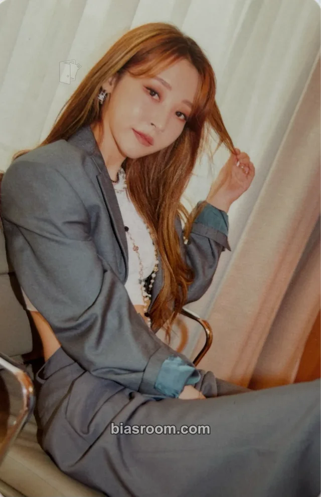 MAMAMOO - Moonbyul - I SAY MAMAMOO: THE BEST Album pob (pre-order benefit) japan