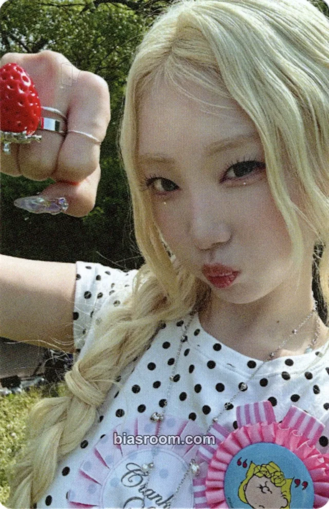 Yeojin - YeoJin - Lv2 Album album photocard
