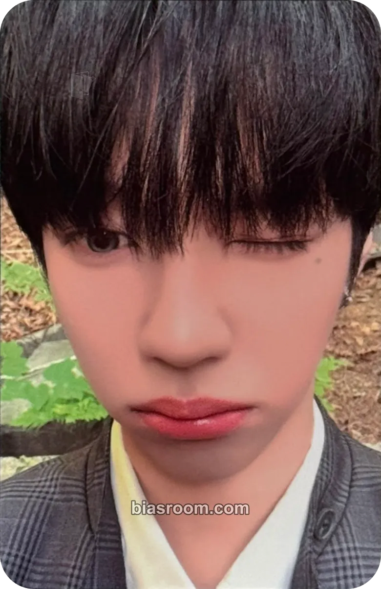 JL AHOF 1ST TOUR: THE FIRST SPARK Photocard - AHOF - AHOF K-pop photocard