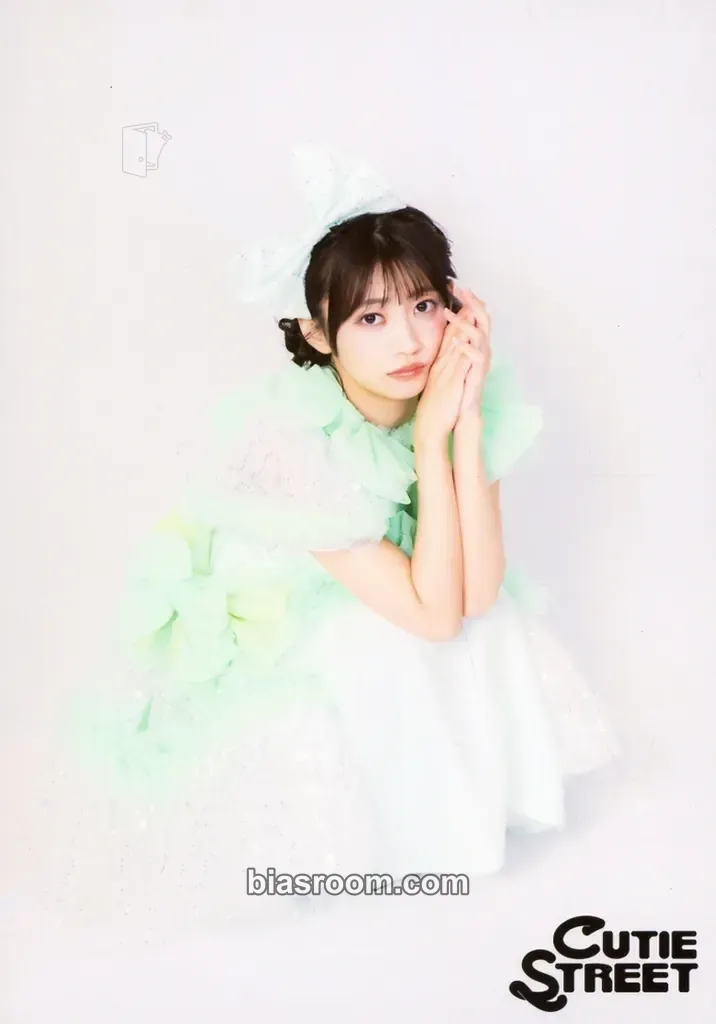 Kana Itakura 5 Photo Set -Jellyfish Costume Edition- Photocard - Cutie Street - Cutie Street K-pop photocard