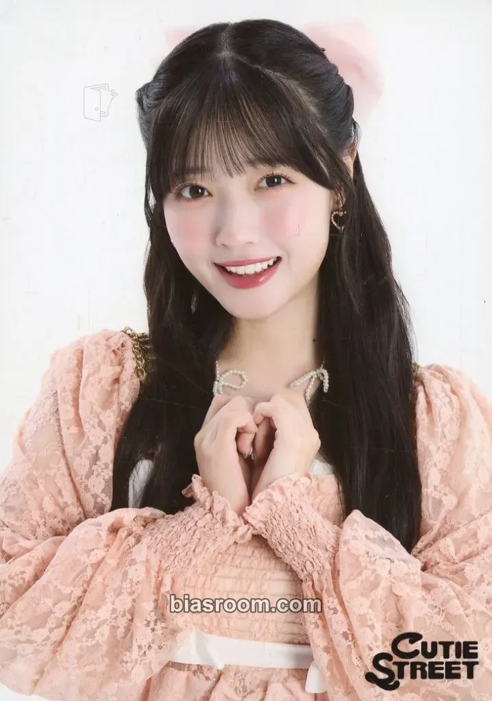 Cutie Street EMIRU グッズセット Emiru Kawamoto Photocards (Cutie Street) | Bias Room