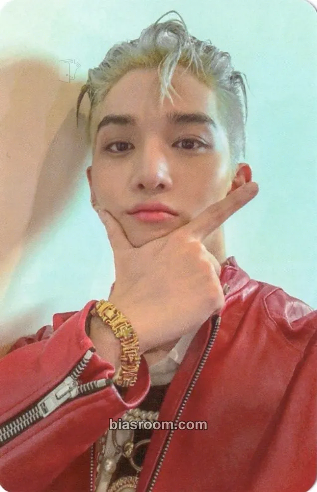 Jinyoung STILL YOUNG Photocard - Bae Jinyoung - Bae Jinyoung K-pop photocard