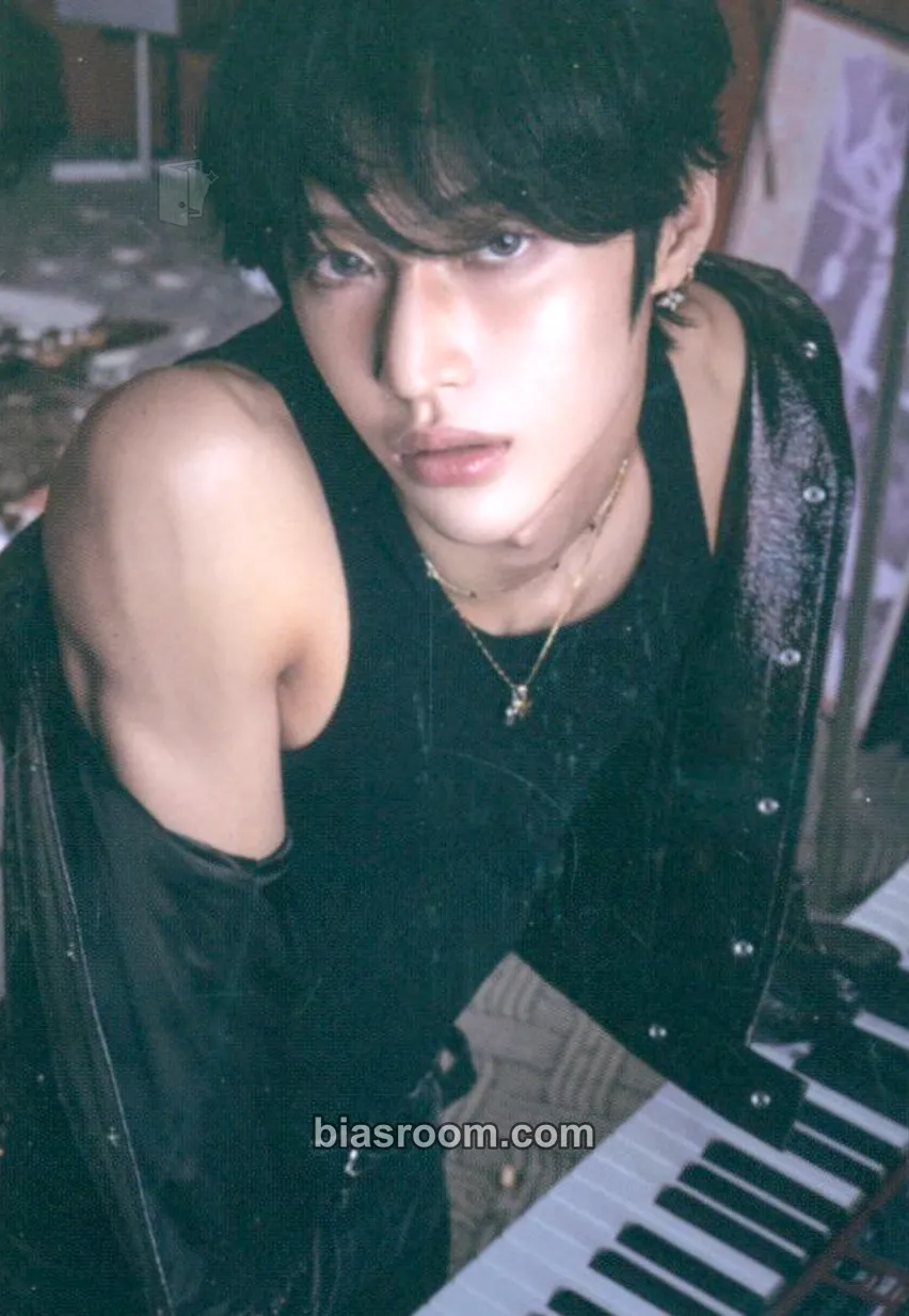 Wonbin Riizing Photocard - RIIZE - RIIZE K-pop photocard