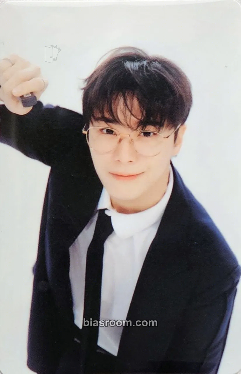 Moonbin Photocards (ASTRO) | Bias Room