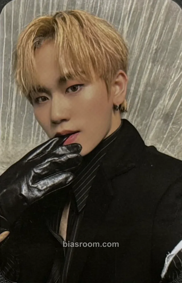 DKB - GK - Autumn Album album photocard