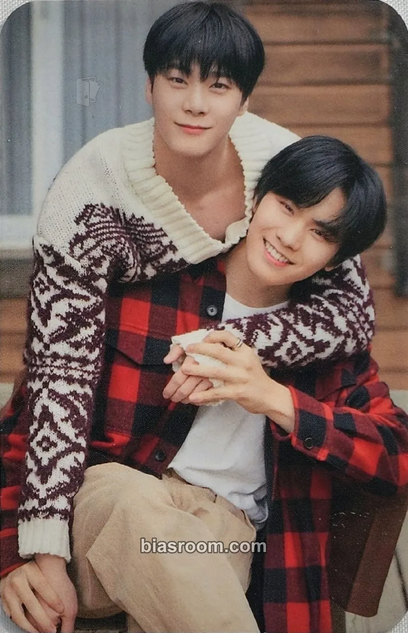 ASTRO & ROROHA Lovely Christmas Pop Up 2020 in Japan Photocard - ASTRO - ASTRO K-pop photocard