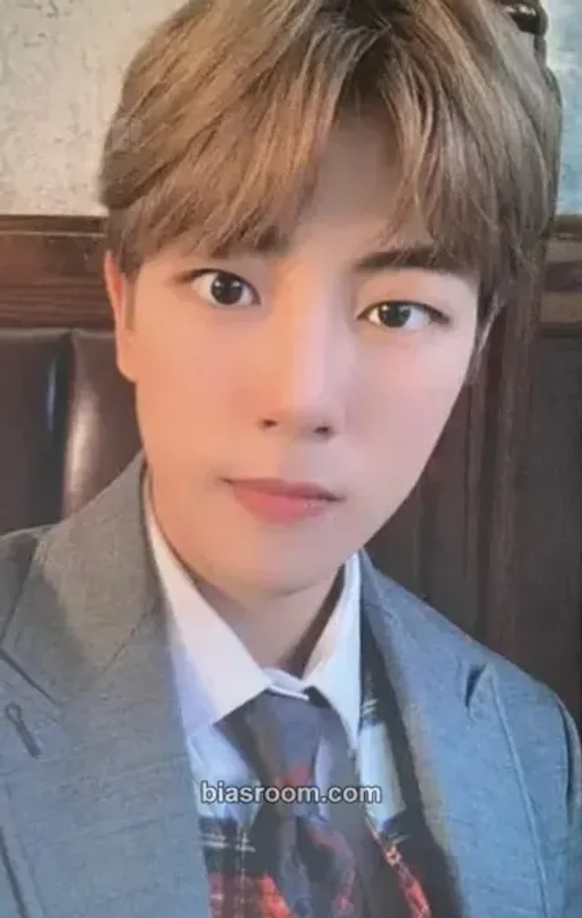 Golden Child - Ji Beom - Pump It Up Album album photocard A version