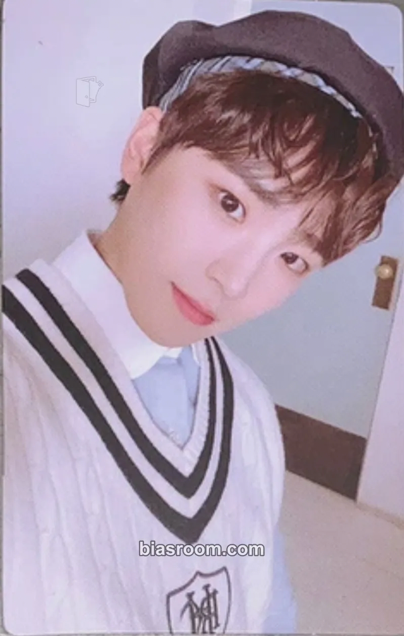 Seung Min Pump It Up Photocard - Golden Child - Golden Child K-pop photocard