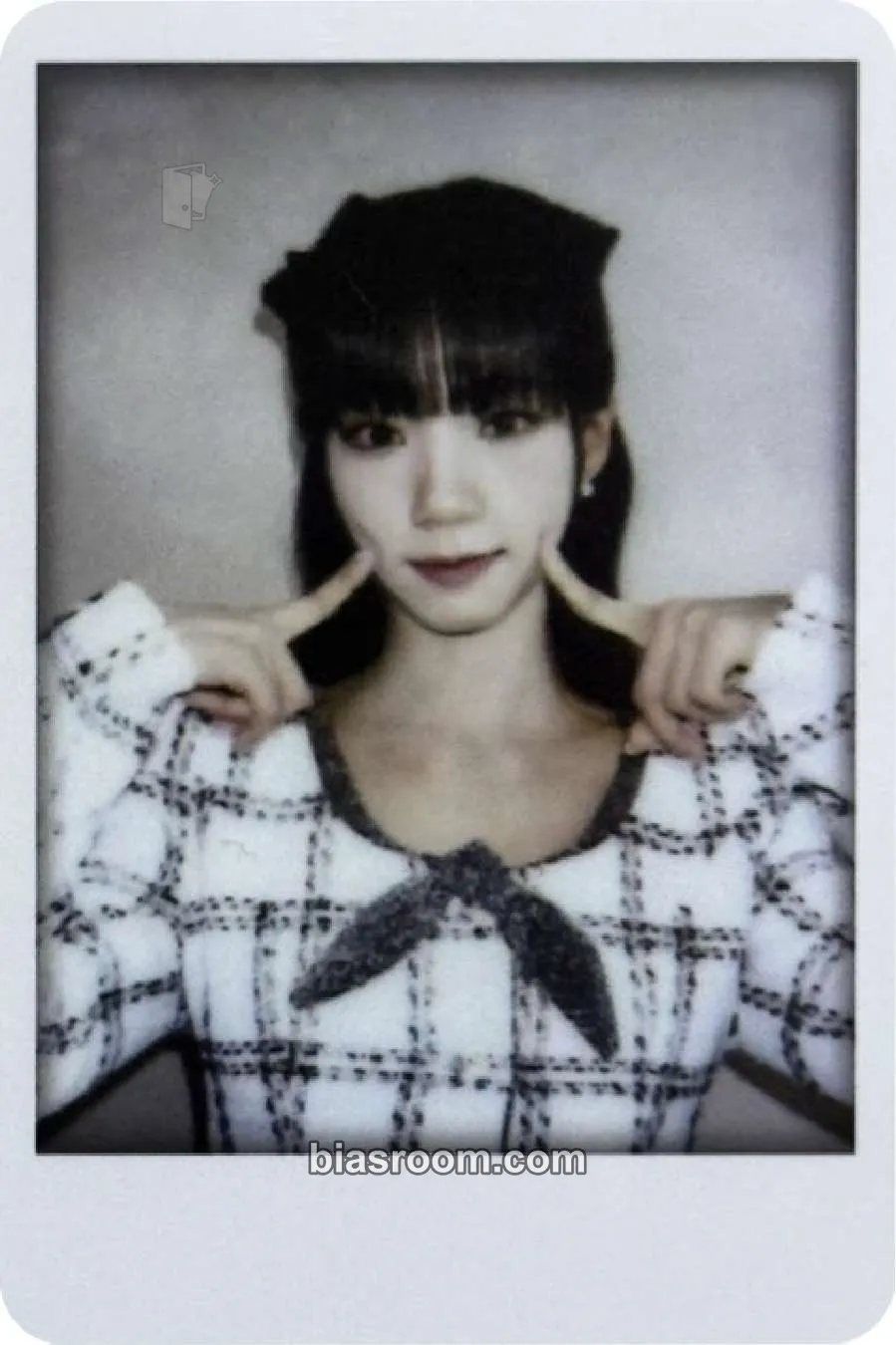 Yeoreum 2024 Season's greetings Photocard - EL7Z UP - EL7Z UP K-pop photocard