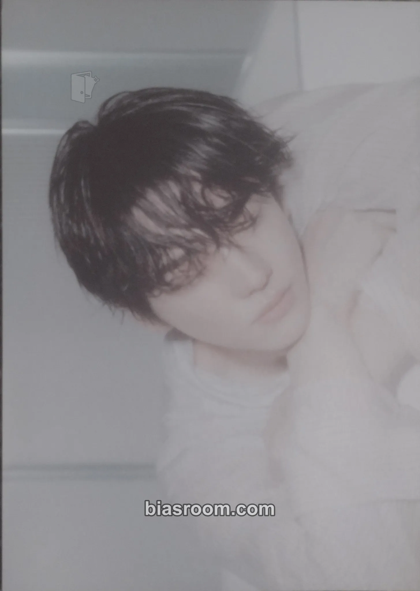 Shinyu play hard Photocard - TWS - TWS K-pop photocard