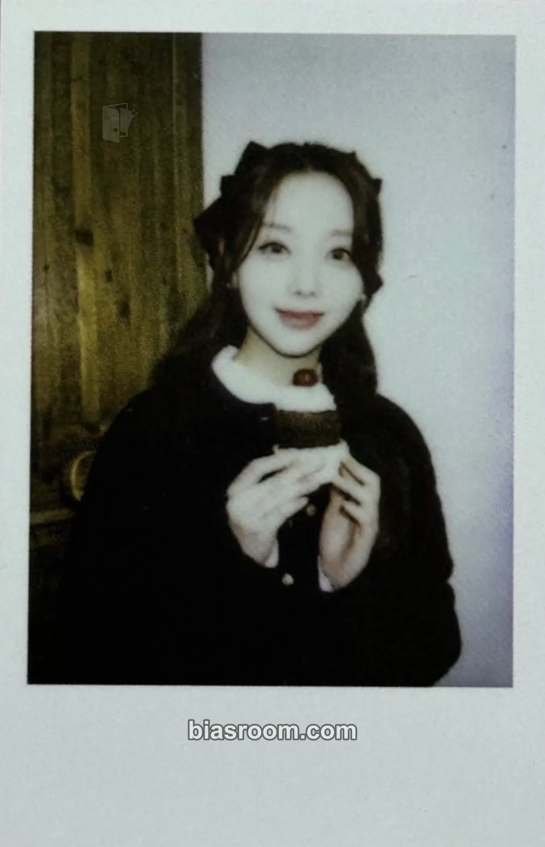 Kim Jiyeon (Kei) 2024 Season's greetings Photocard - EL7Z UP - EL7Z UP K-pop photocard